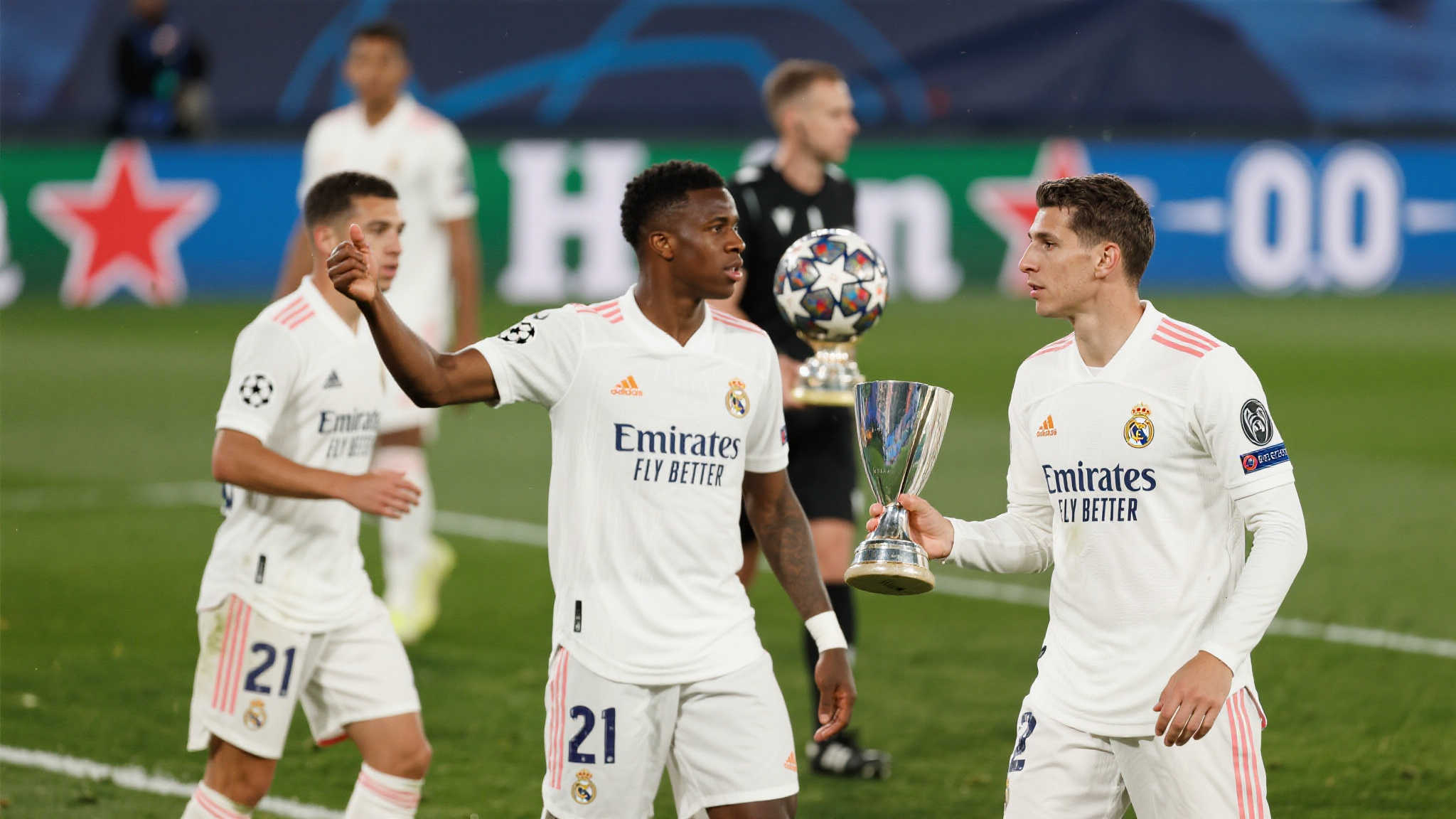 红牛主帅:虽平局令队员失落,但他们的表现让我倍感骄傲 回顾2019-2020赛季,那年某世界顶级俱乐部同